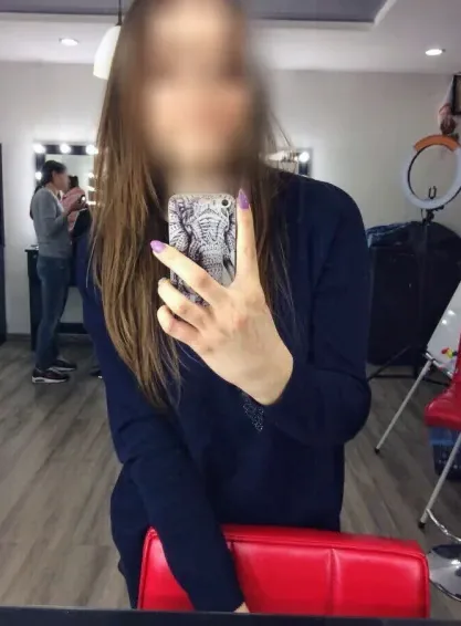 Andrea, 29