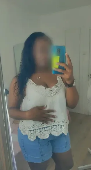 Fatma, 34