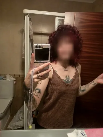 Helena, 36