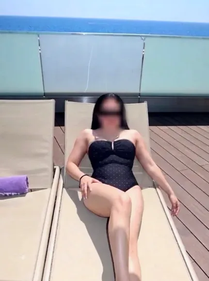 Jette, 26