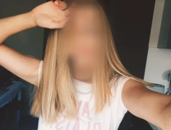 Kim, 28