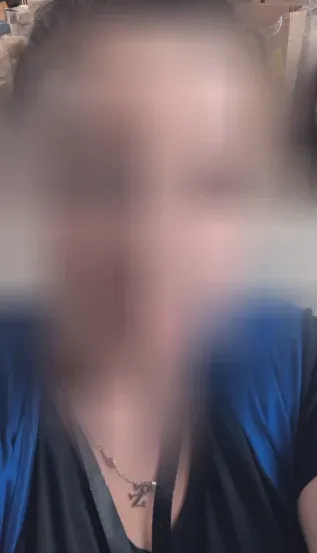 Özlem, 30