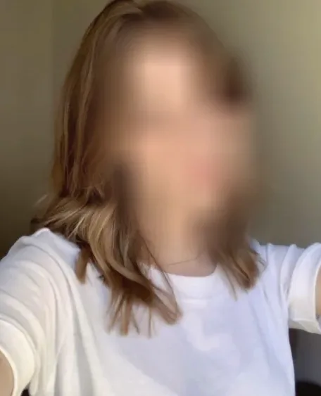 Ramona, 28
