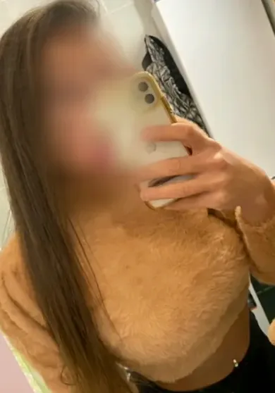Tanja, 27