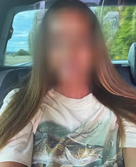 Yvonne, 39